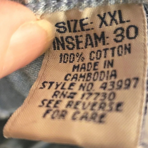 Cherokee Light Wash Jeans - Picture 6 of 10